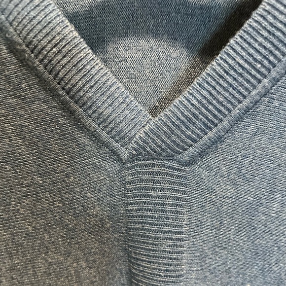 25. WOMENS CHICO’S 2/L DETAIL SWEATER - Picture 3 of 5